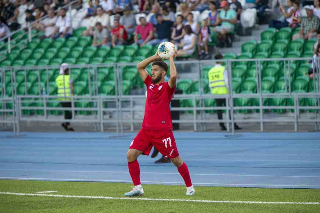 Azər Əliyev komandasına qələbə qazandırdı