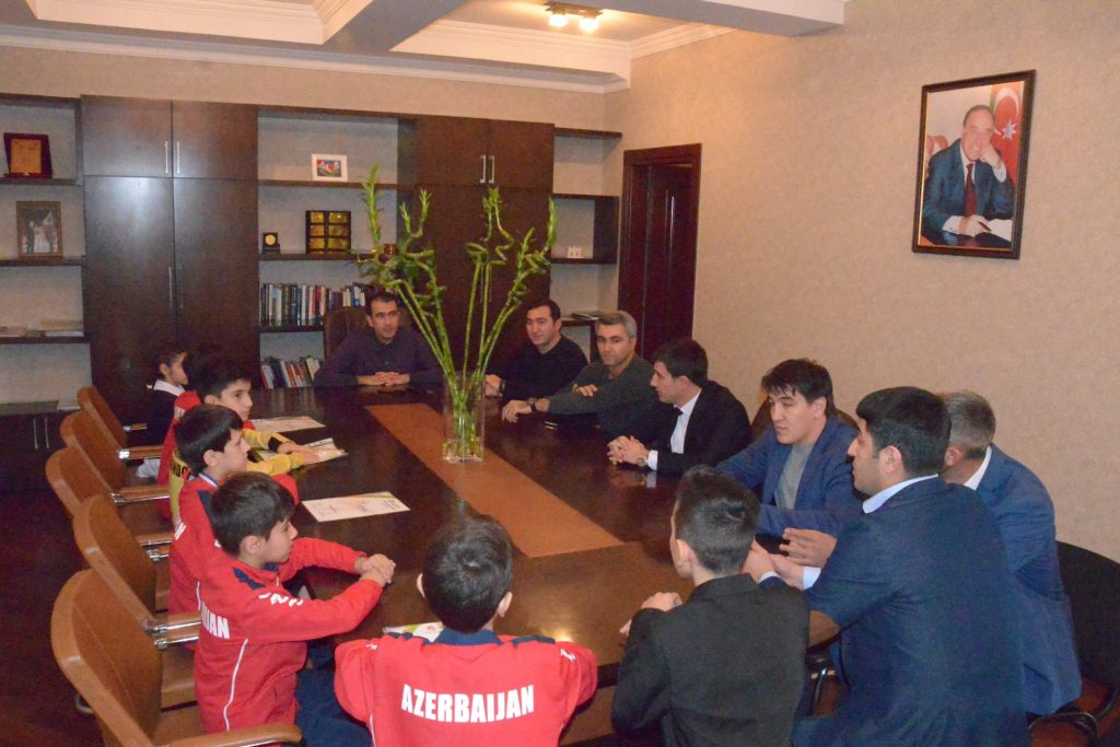 Federasiya rəhbərliyi uşaq taekvondoçularla görüşdü