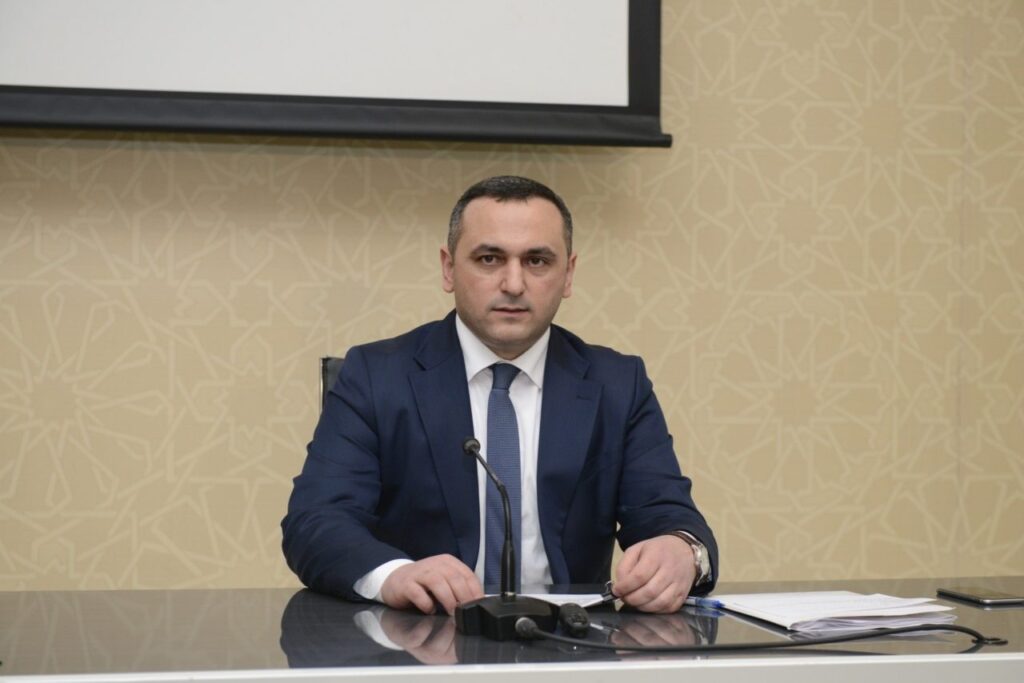 İdman zallarının açılmamasının səbəbi
