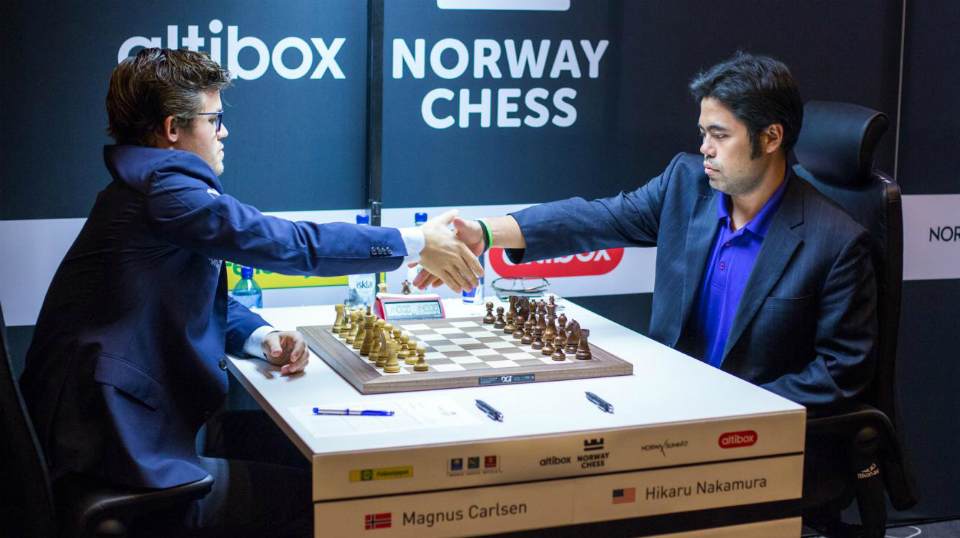 Finalda Karlsen və Nakamura qarşılaşacaq