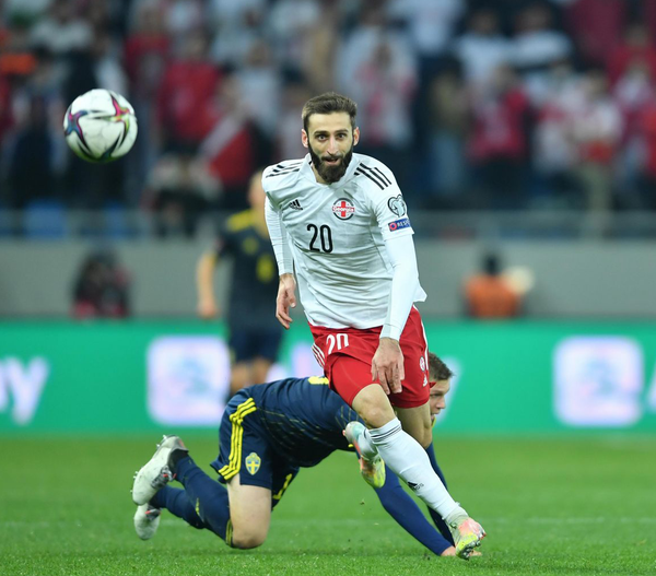 Gürcülər İsveçi yendi, “Zirə”nin hücumçusu millidə debüt etdi