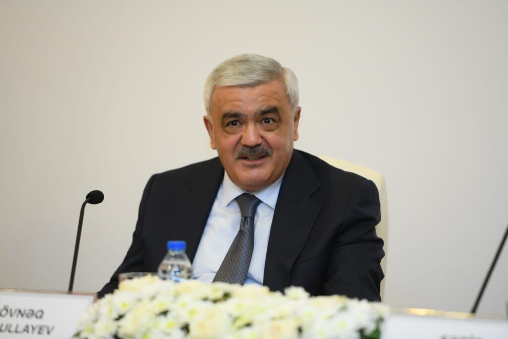 Rövnəq Abdullayev: “Futbolda ciddi işlərin görülməsinə ehtiyac var”