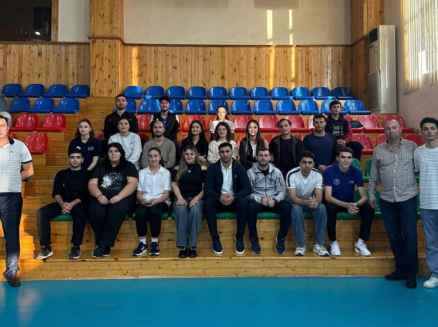 Voleybol hakimliyinə yeni cəlb olunan şəxslər üçün seminar