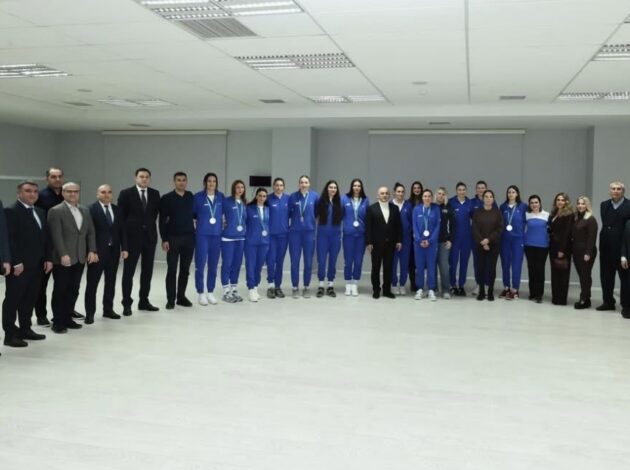 Federasiya rəhbərliyi ilə görüş