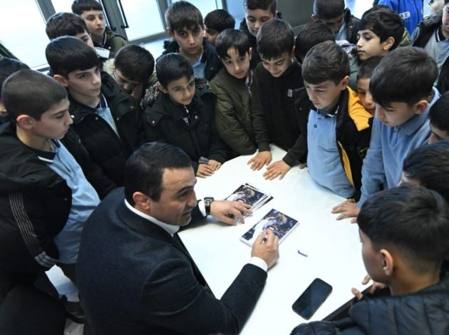 Gəncədə imza günü