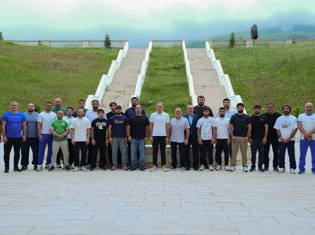 Rəşad Nəbiyev cüdoçularla görüşüb