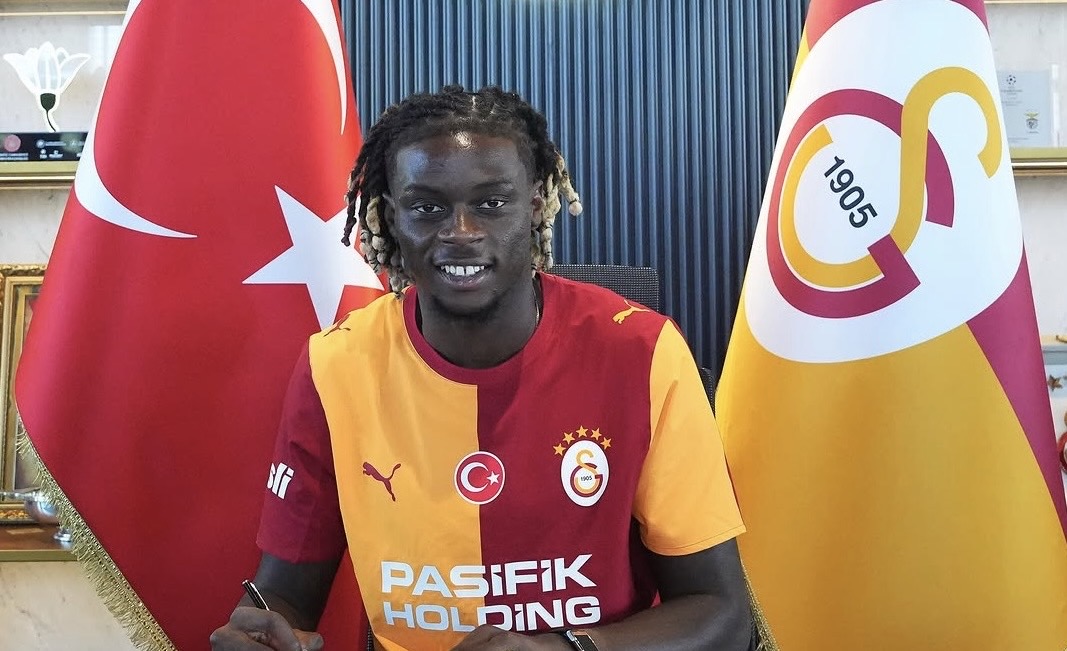 “Qalatasaray”dan yeni transfer