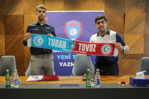 Serbiyalı futbolçu Azərbaycanda