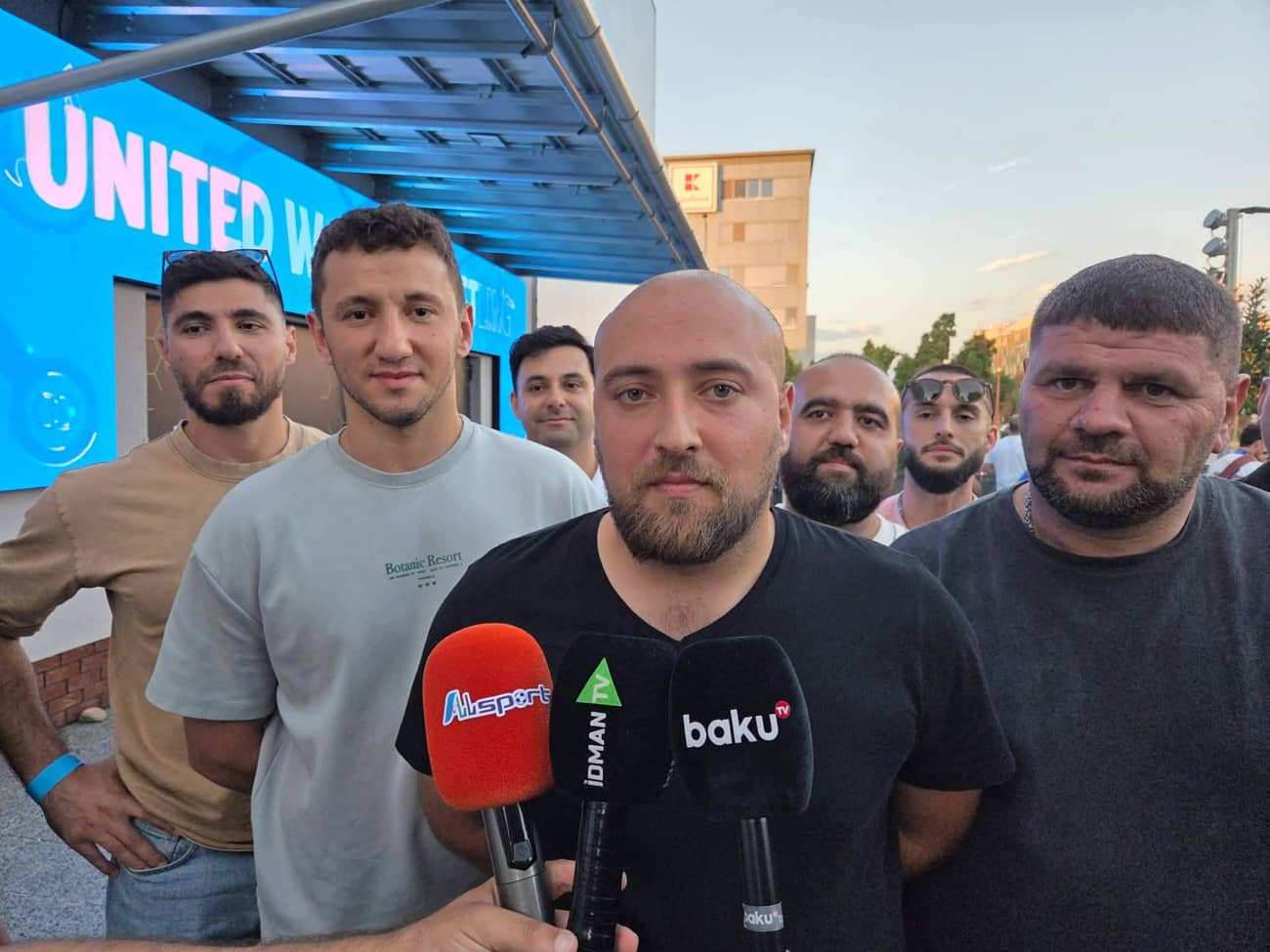 Bratislavada yaşayan həmyerlimiz: “Güləşçilərimiz qələbələri bizi çox ruhlandırır, bizə şərəf verir”