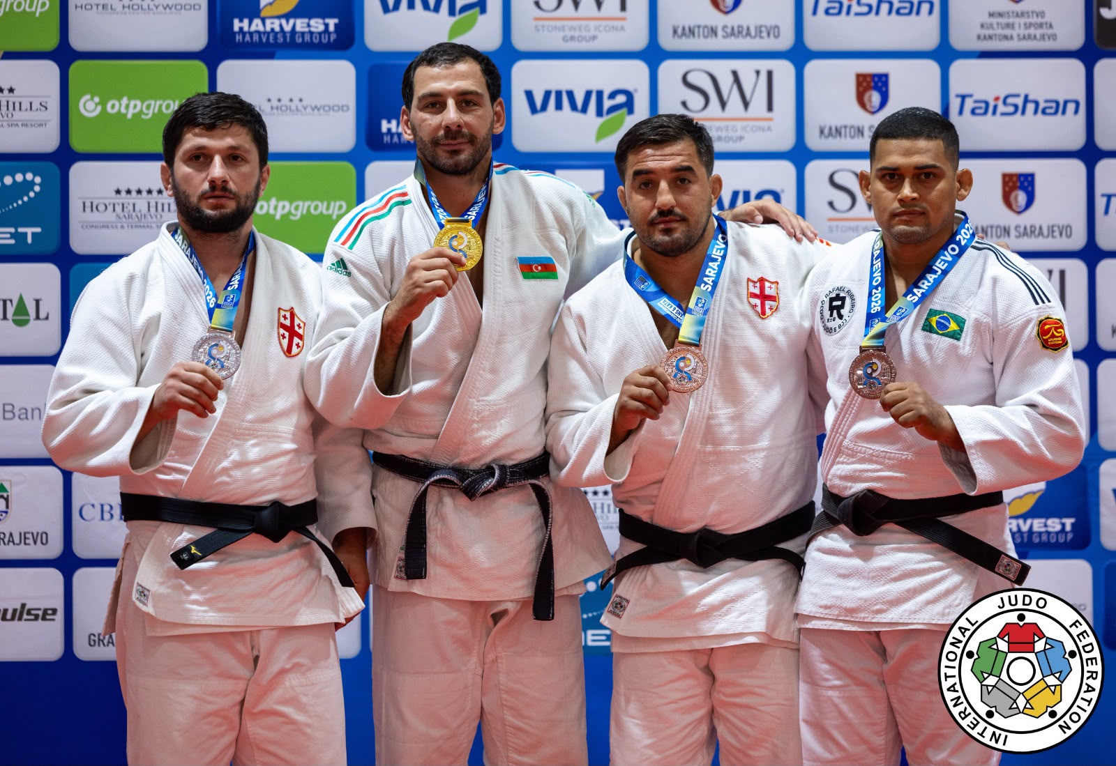 Dünya çempionatında 4 medal