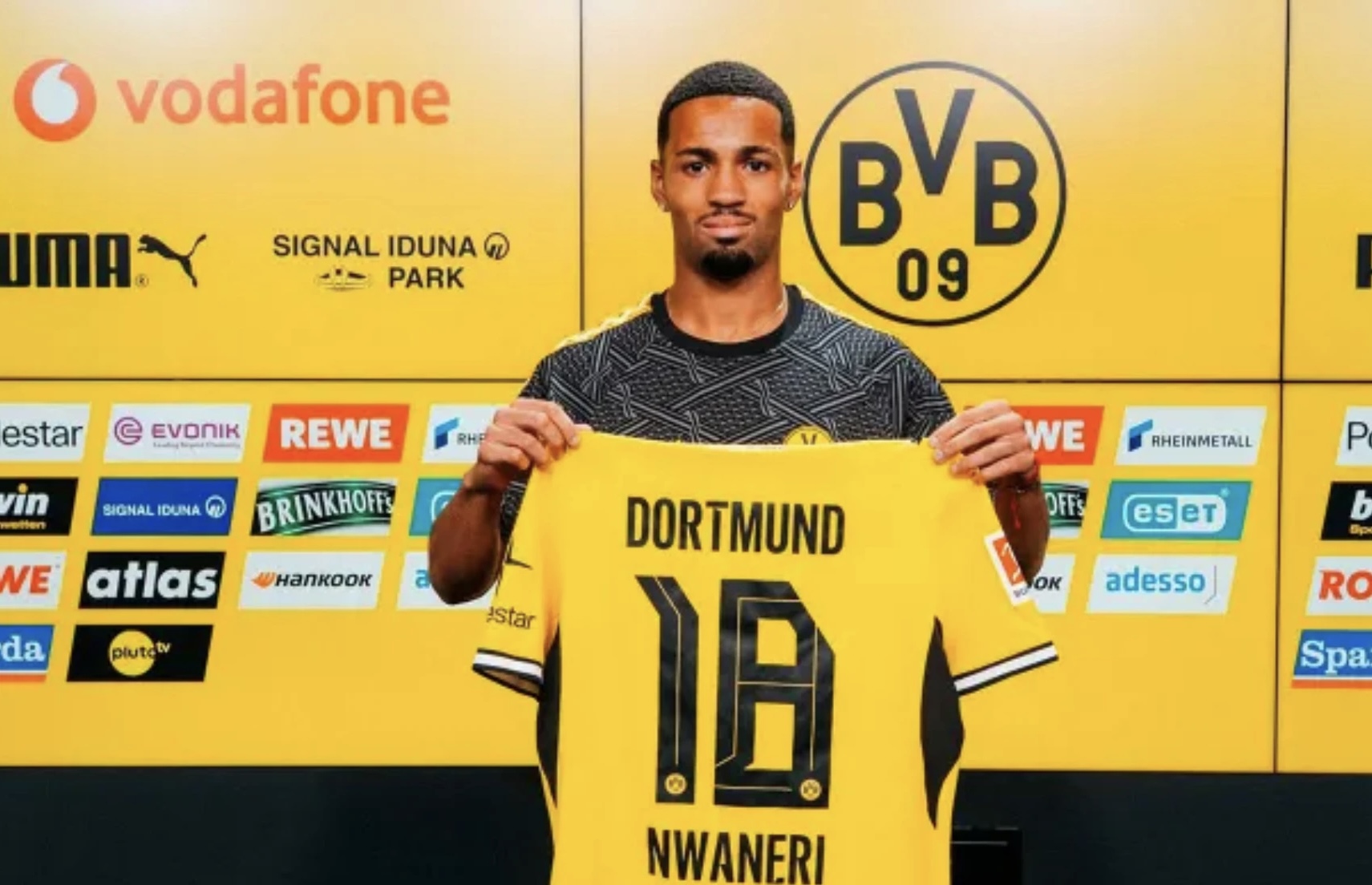 “Arsenal”ın futbolçusu Dortmundda