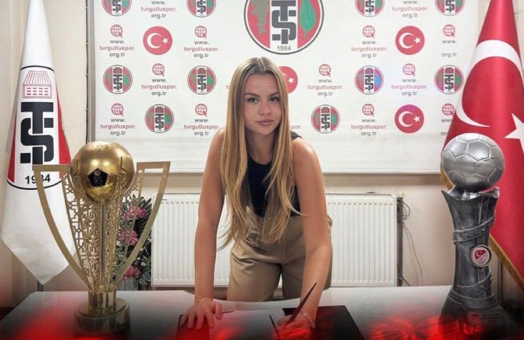 Türkiyə klubunda ilk