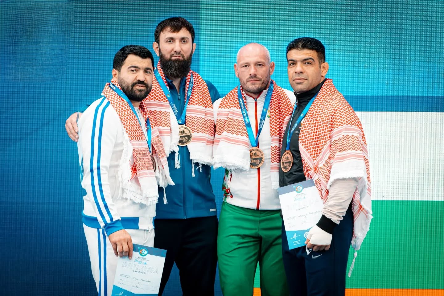 Dünya çempionatında 3 gümüş medal
