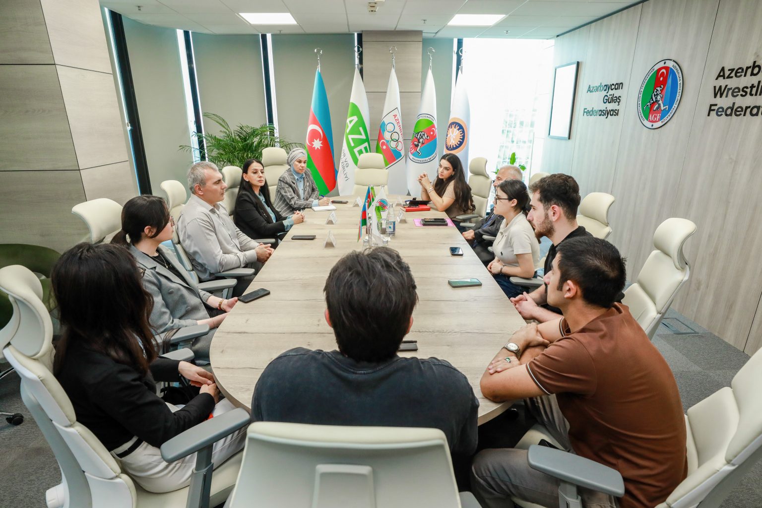 Gələcəyin fizioterapevtləri millilərimizlə işləyəcək